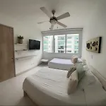 2M9-4 Apartment Of 2 Oceanfront Bedrooms With Pool